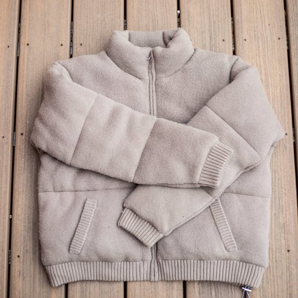 Naadam Merino Cashmere Puffer Jacket, Size Medium - Picture 10 of 11